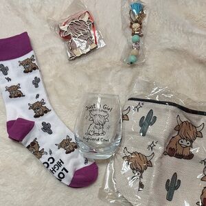 Highland Cow Gift Set with Socks, Glass, and Pouch